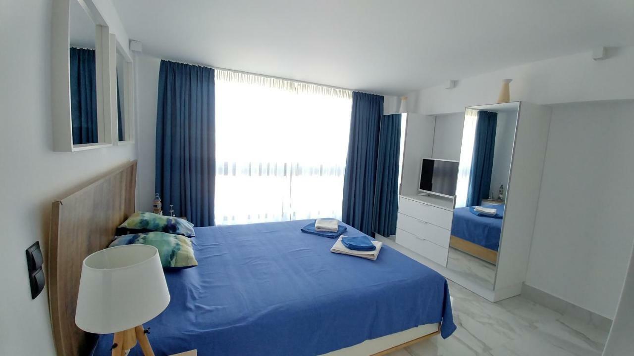 Opensky Lux Apartment Kallithea  Ngoại thất bức ảnh